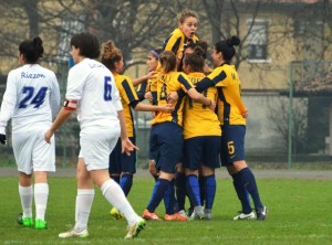 mozzanica verona 3 esultanza gol vr